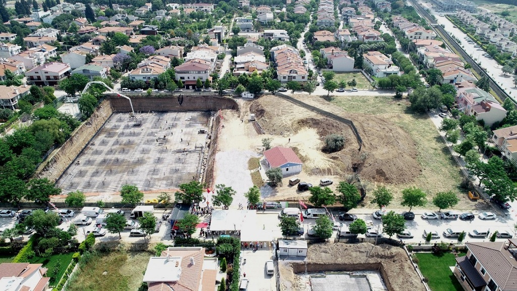 Bornova'nın prestij projesi yola çıktı