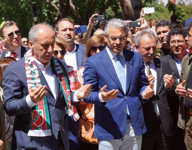 İnce'den miting öncesi İzmir'de sürpriz ziyaret!
