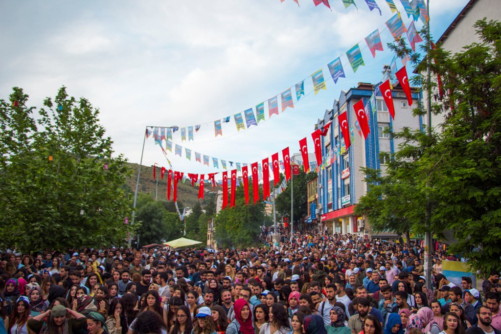 Gürsel Erol'u 10 binler uğurladı