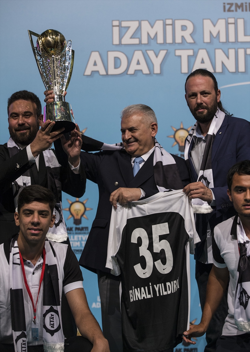AK Parti İzmir milletvekili aday tanıtım toplantısı