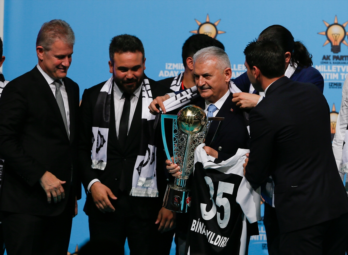 AK Parti İzmir milletvekili aday tanıtım toplantısı