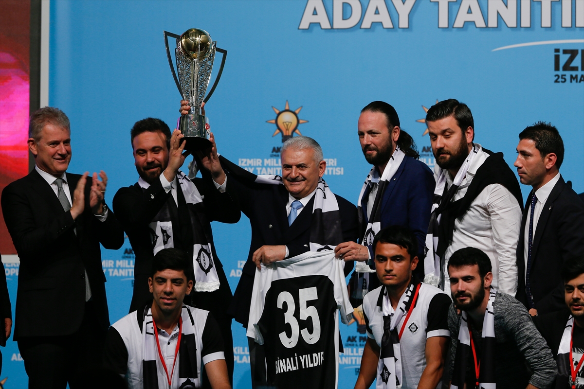 AK Parti İzmir milletvekili aday tanıtım toplantısı