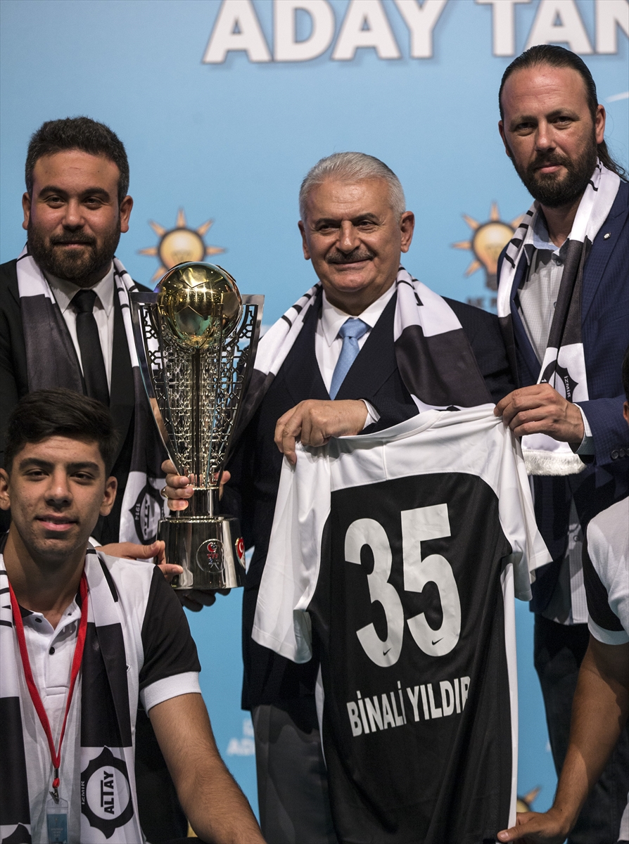 AK Parti İzmir milletvekili aday tanıtım toplantısı