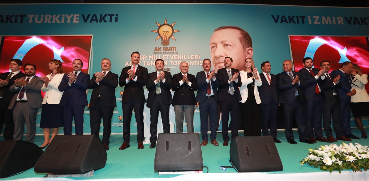 AK Parti İzmir milletvekili aday tanıtım toplantısı
