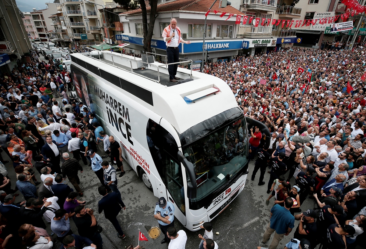 Muharrem İnce İzmir'de!