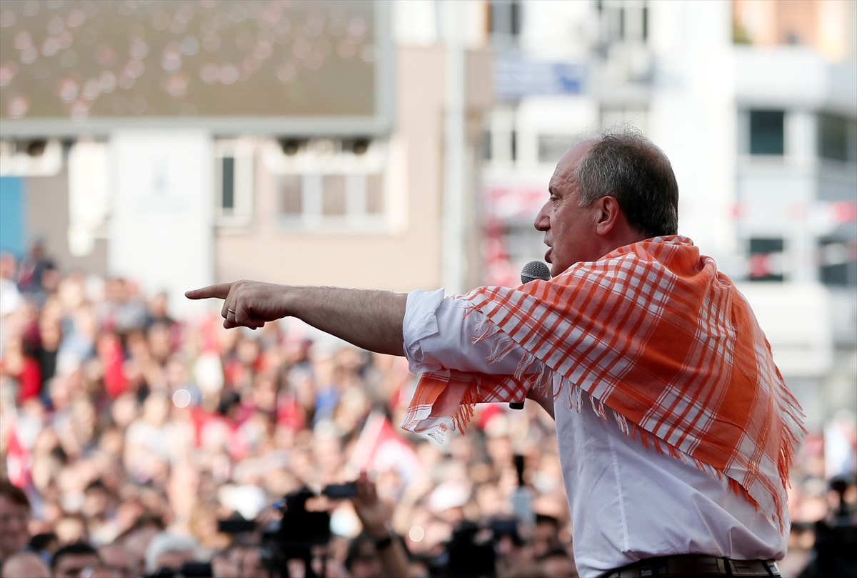 Muharrem İnce İzmir'de!