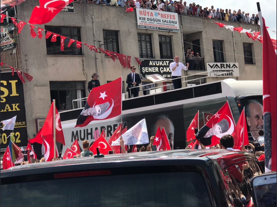 Muharrem İnce İzmir'de!