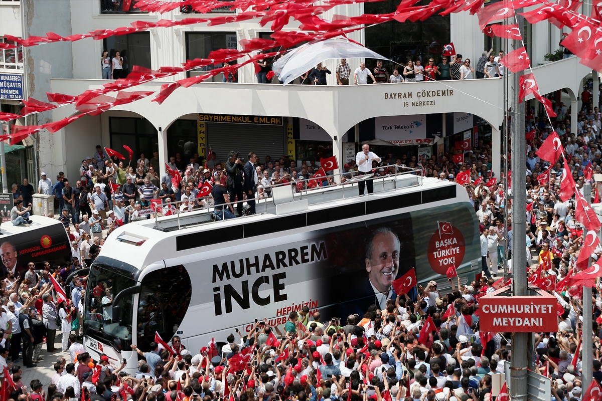Muharrem İnce İzmir'de!