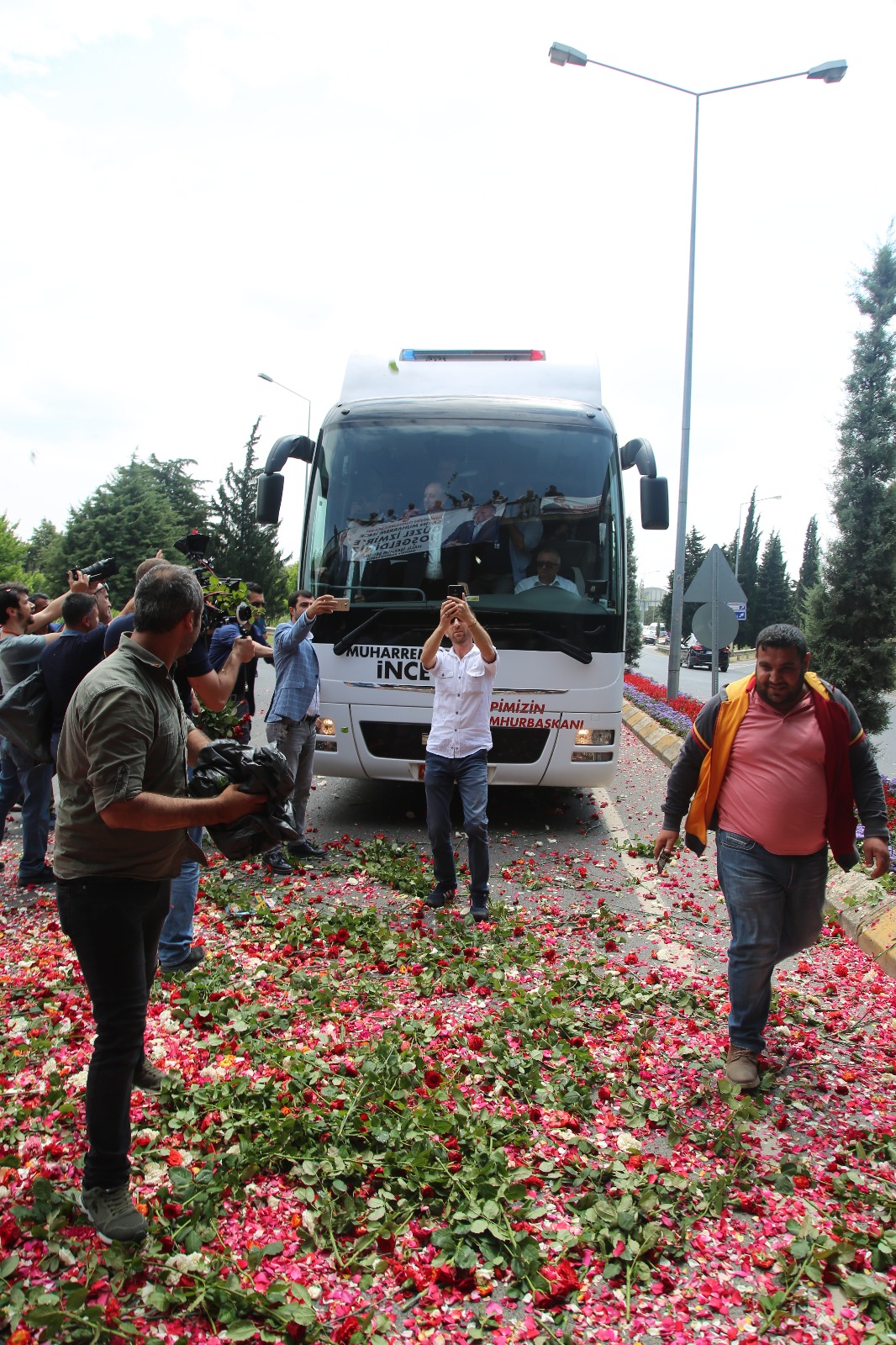 Muharrem İnce İzmir'de!