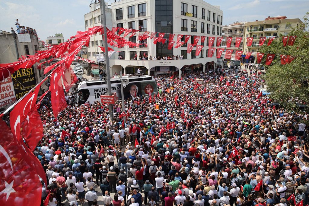 Muharrem İnce İzmir'de!