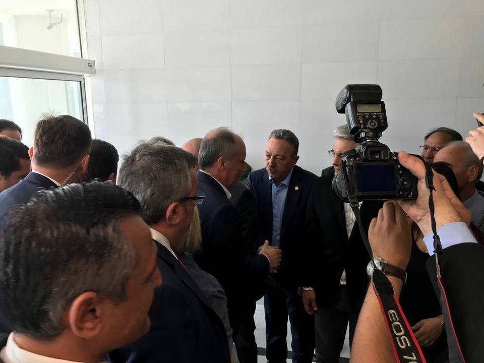 Muharrem İnce İzmir'de!