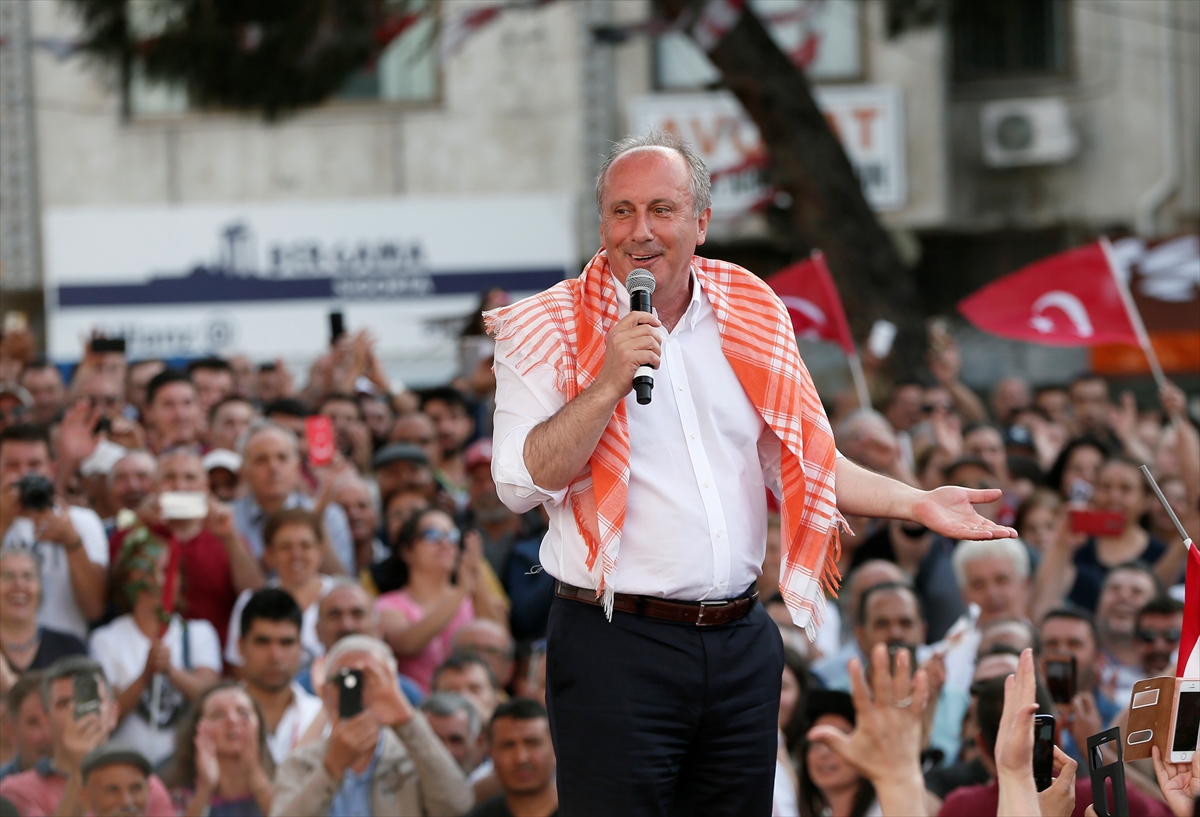 Muharrem İnce İzmir'de!