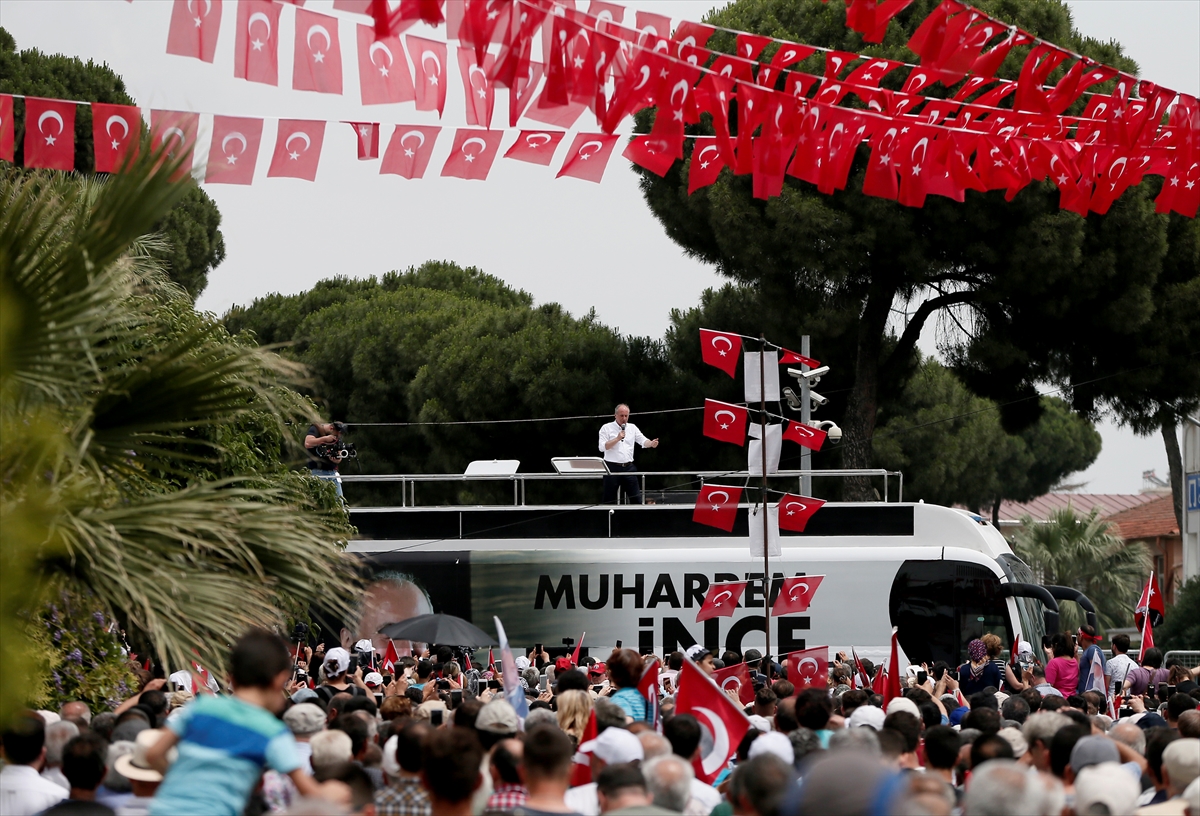 Muharrem İnce İzmir'de!