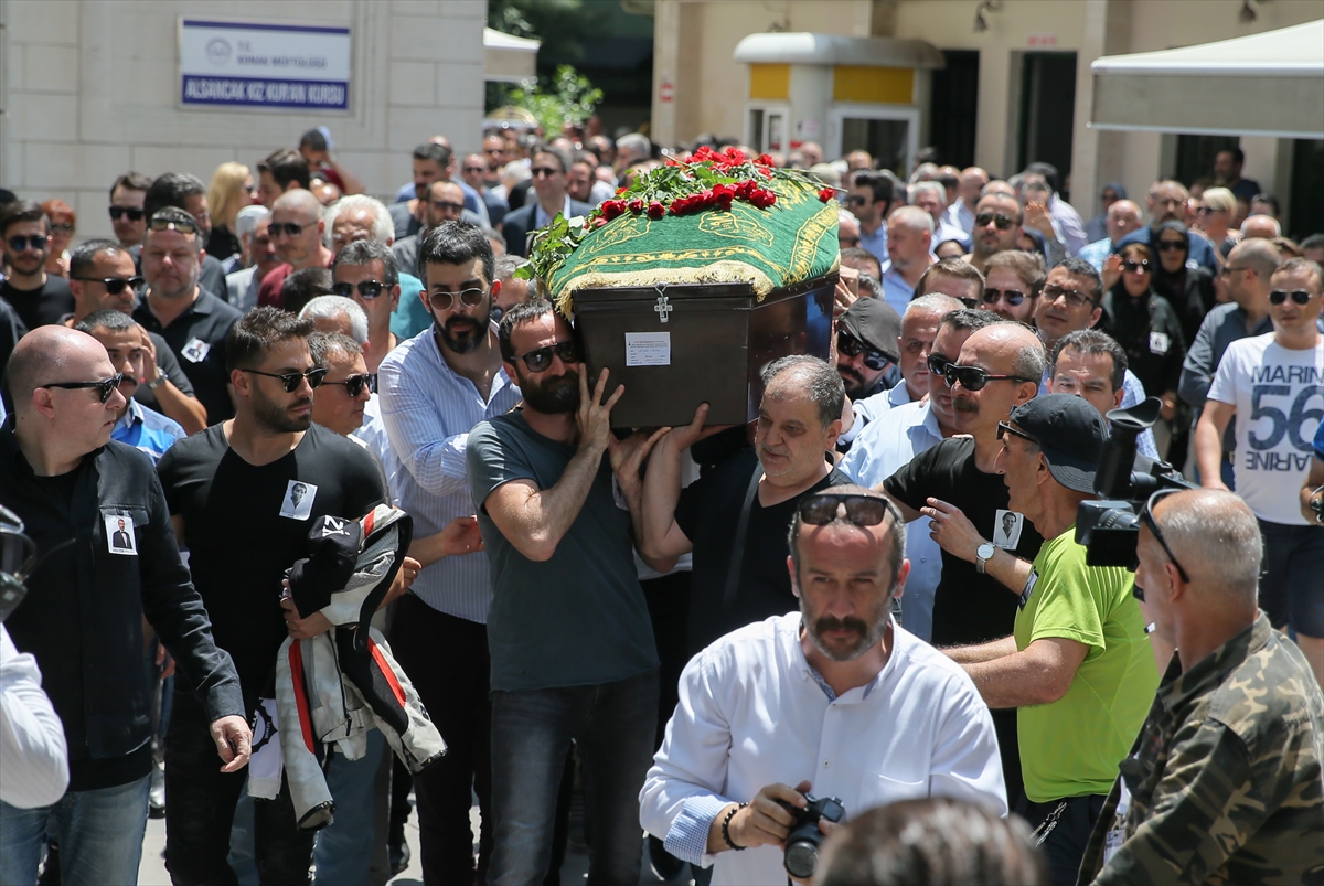 Oyuncu Arda Öziri'ye veda