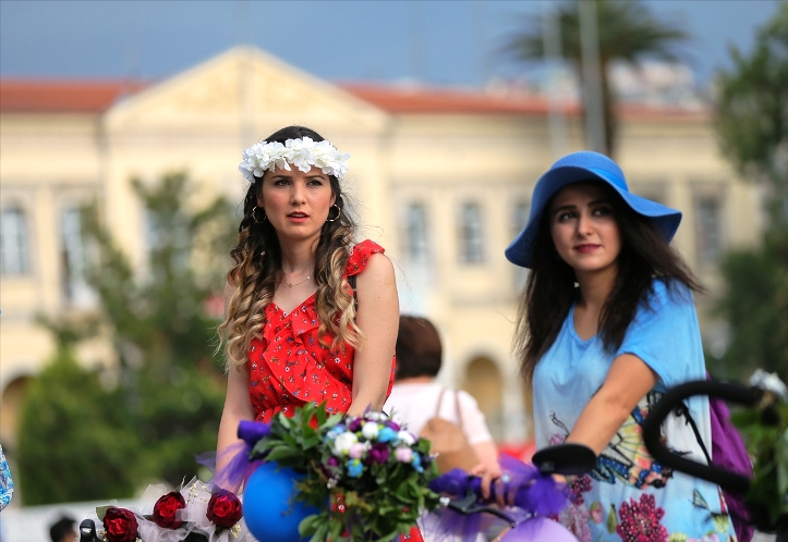 'Süslü Kadınlar' dünyaya açılmaya hazırlanıyor