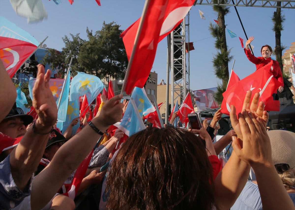 Meral Akşener İzmir'de