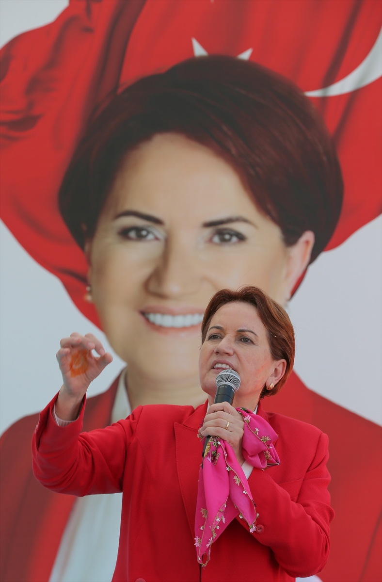 Meral Akşener İzmir'de