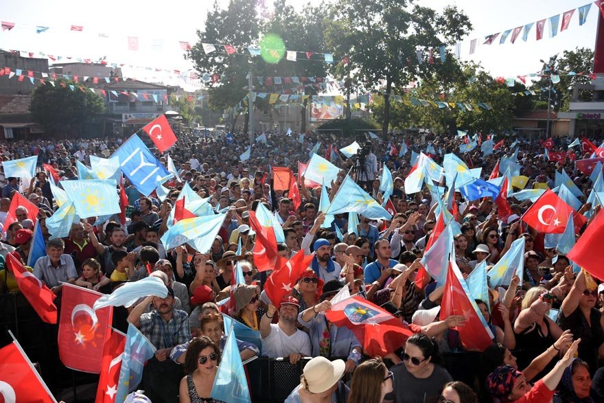 Meral Akşener İzmir'de