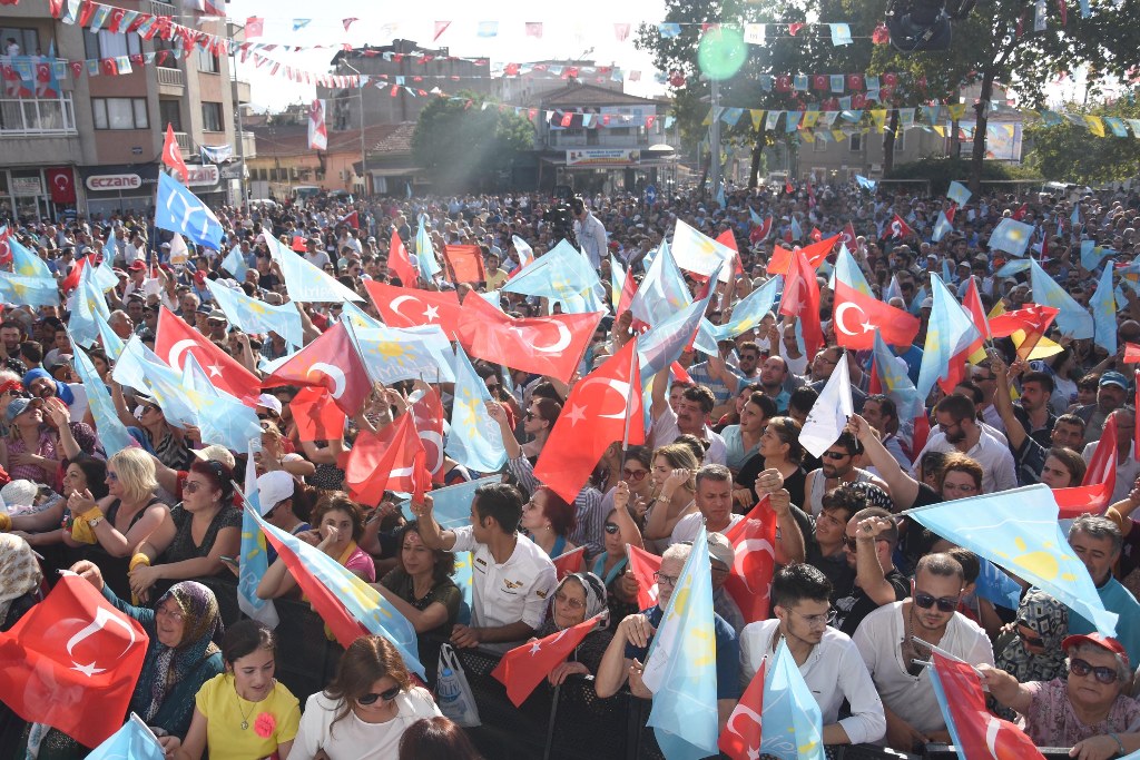 Meral Akşener İzmir'de