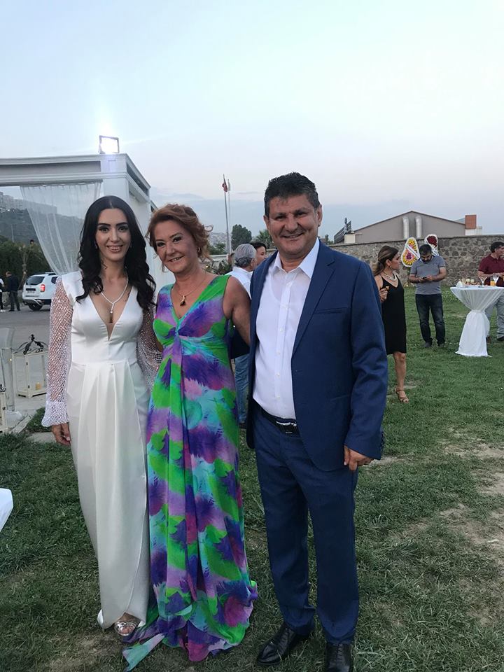 CHP İzmir'i Arena'da buluşturan nikah!