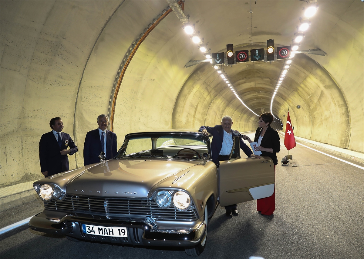 Başbakan Yıldırım Sabuncubeli Tünelleri'ni açtı