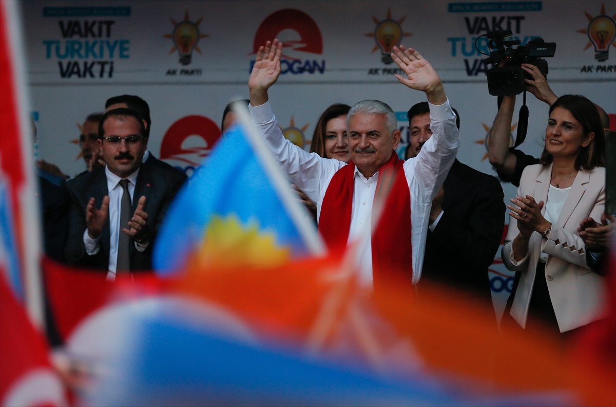 Başbakan Yıldırım'ın Bayraklı mitingi