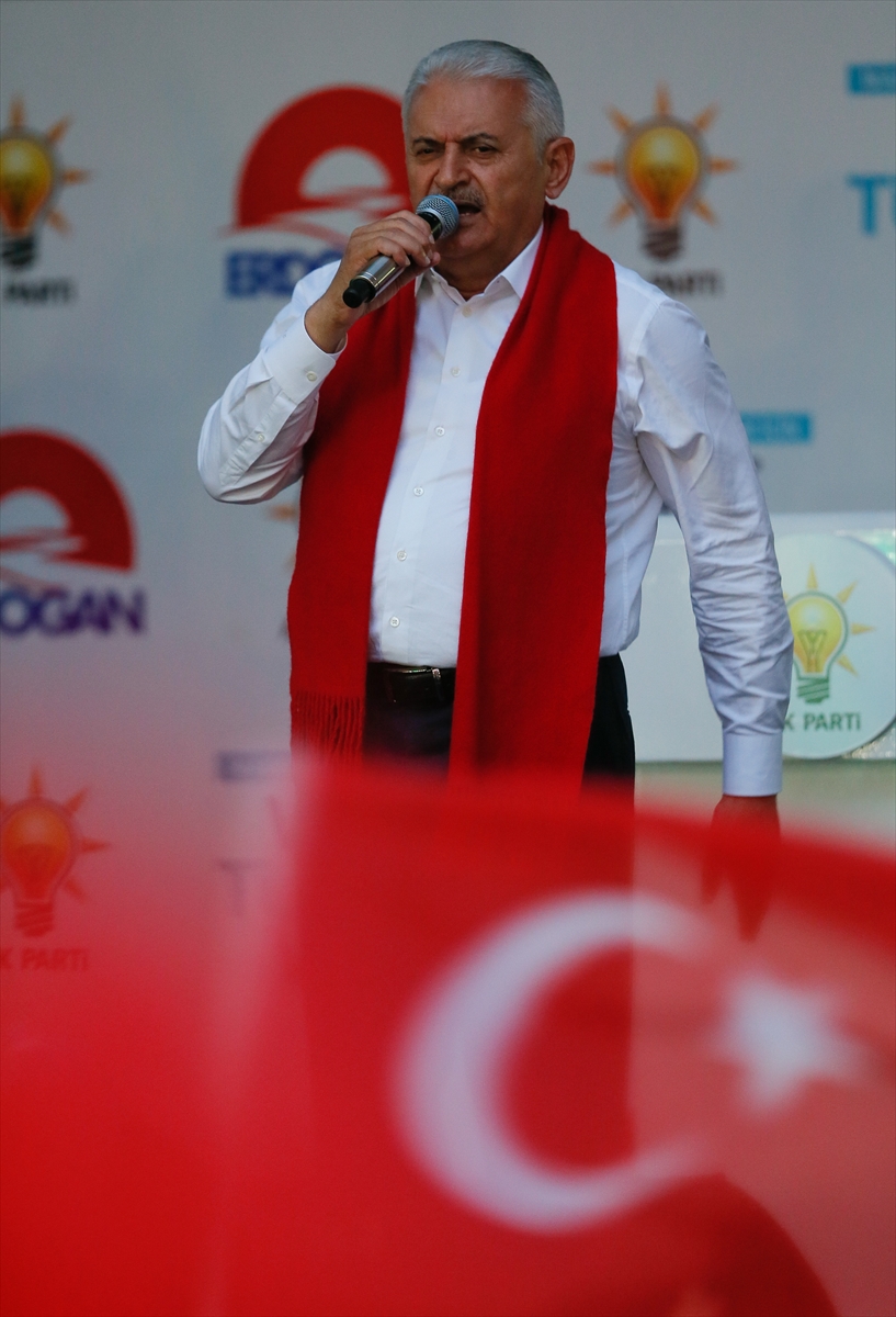 Başbakan Yıldırım'ın Bayraklı mitingi