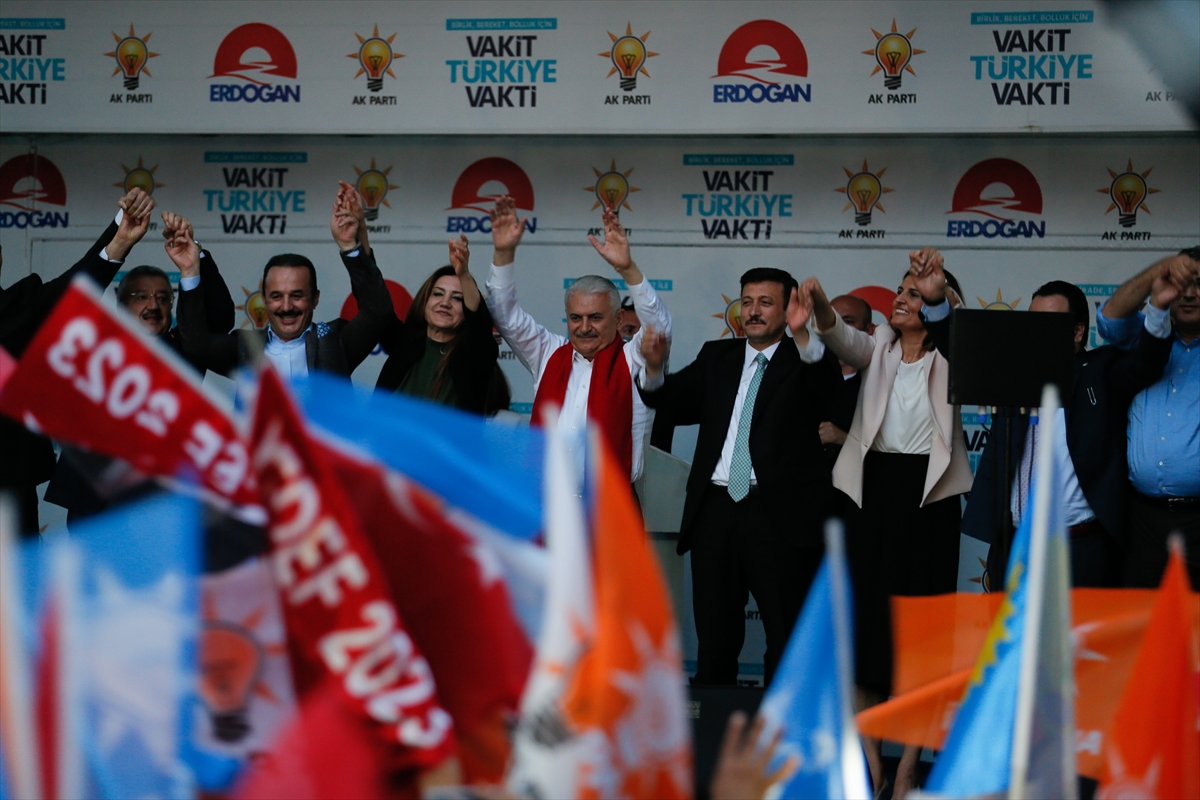 Başbakan Yıldırım'ın Bayraklı mitingi