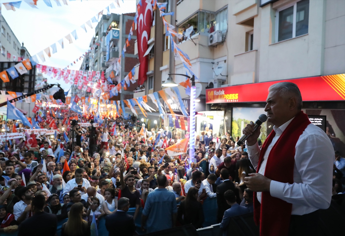 Başbakan Yıldırım'ın Bayraklı mitingi