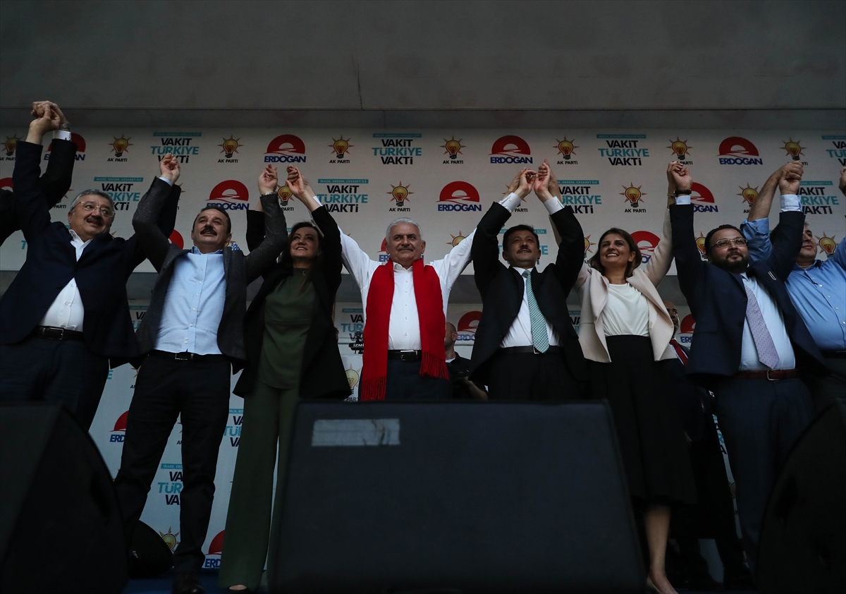 Başbakan Yıldırım'ın Bayraklı mitingi