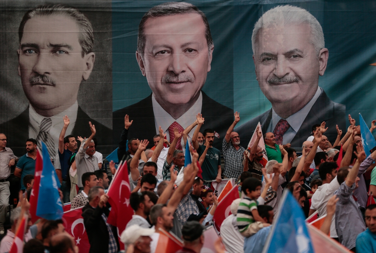 Başbakan Yıldırım'ın Karabağlar mitingi