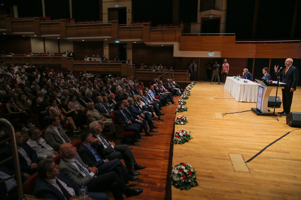 CHP Lideri Kılıçdaroğlu İzmir'de