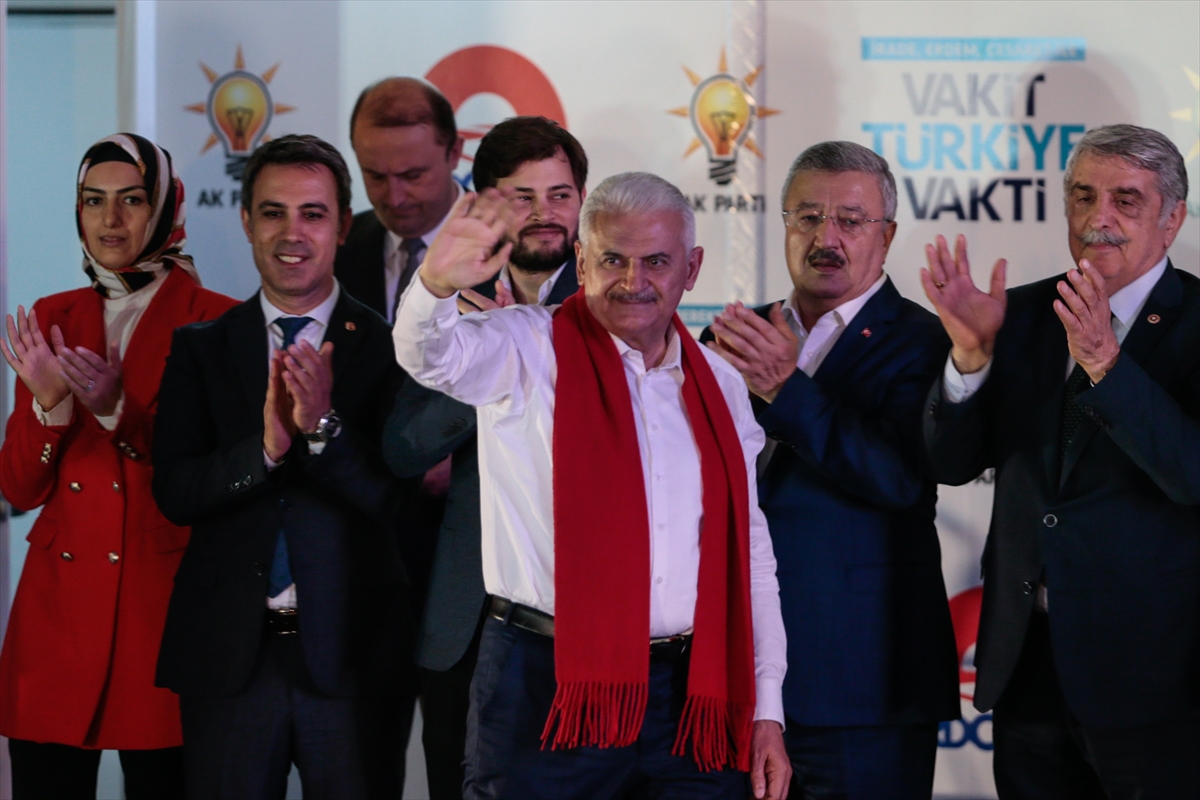 Başbakan Yıldırım'ın Karabağlar mitingi