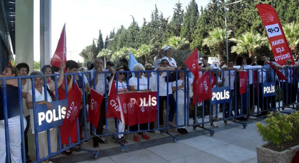 CHP Lideri Kılıçdaroğlu İzmir'de