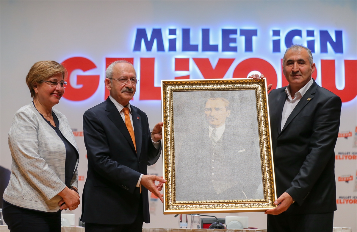 CHP Lideri Kılıçdaroğlu İzmir'de