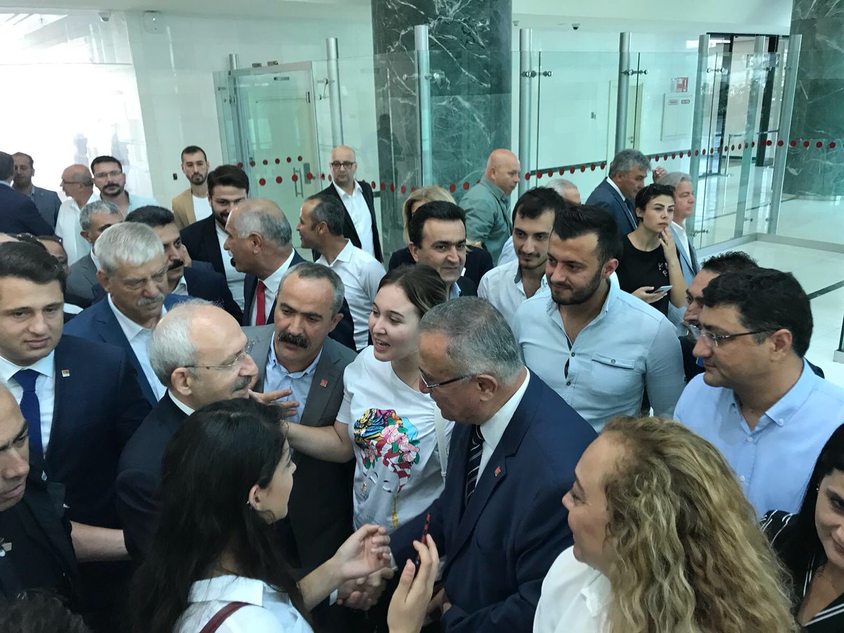 CHP Lideri Kılıçdaroğlu İzmir'de