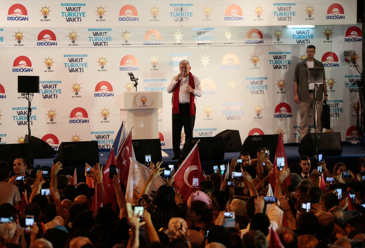 Başbakan Yıldırım'ın Buca mitingi