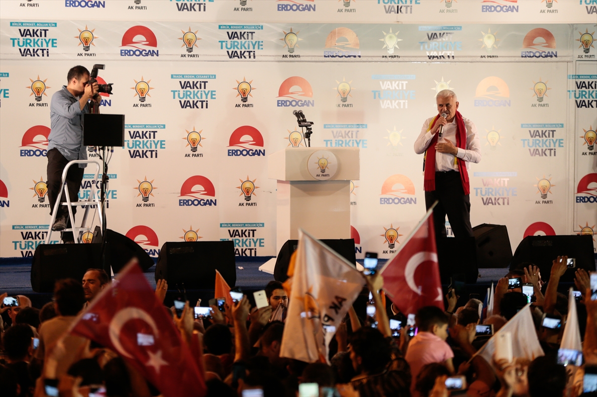 Başbakan Yıldırım'ın Buca mitingi