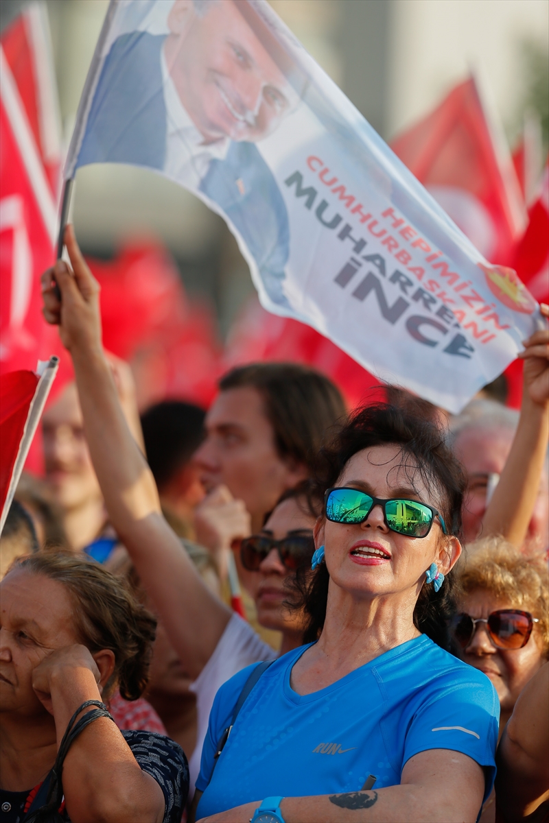 Gündoğdu'da 'İnce' fırtına