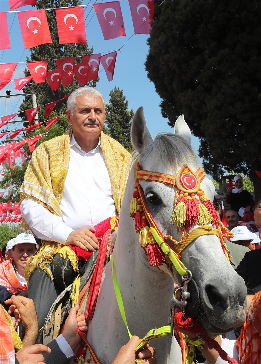 Başbakan Yıldırım Yörük Şöleni'ne katıldı