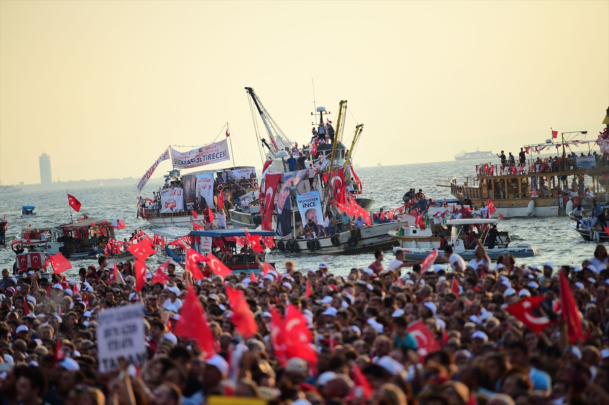 Gündoğdu'da 'İnce' fırtına