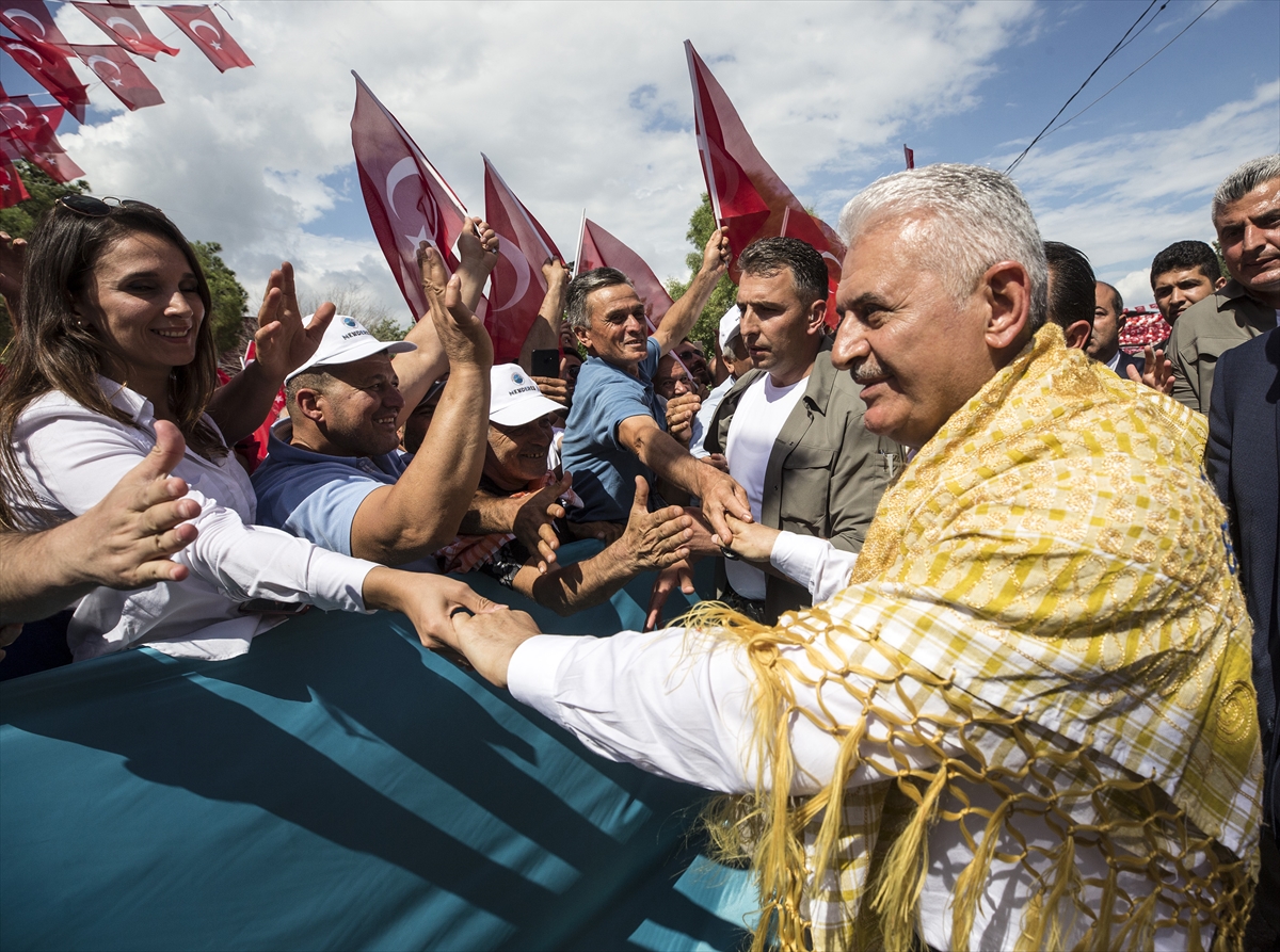 Başbakan Yıldırım Yörük Şöleni'ne katıldı