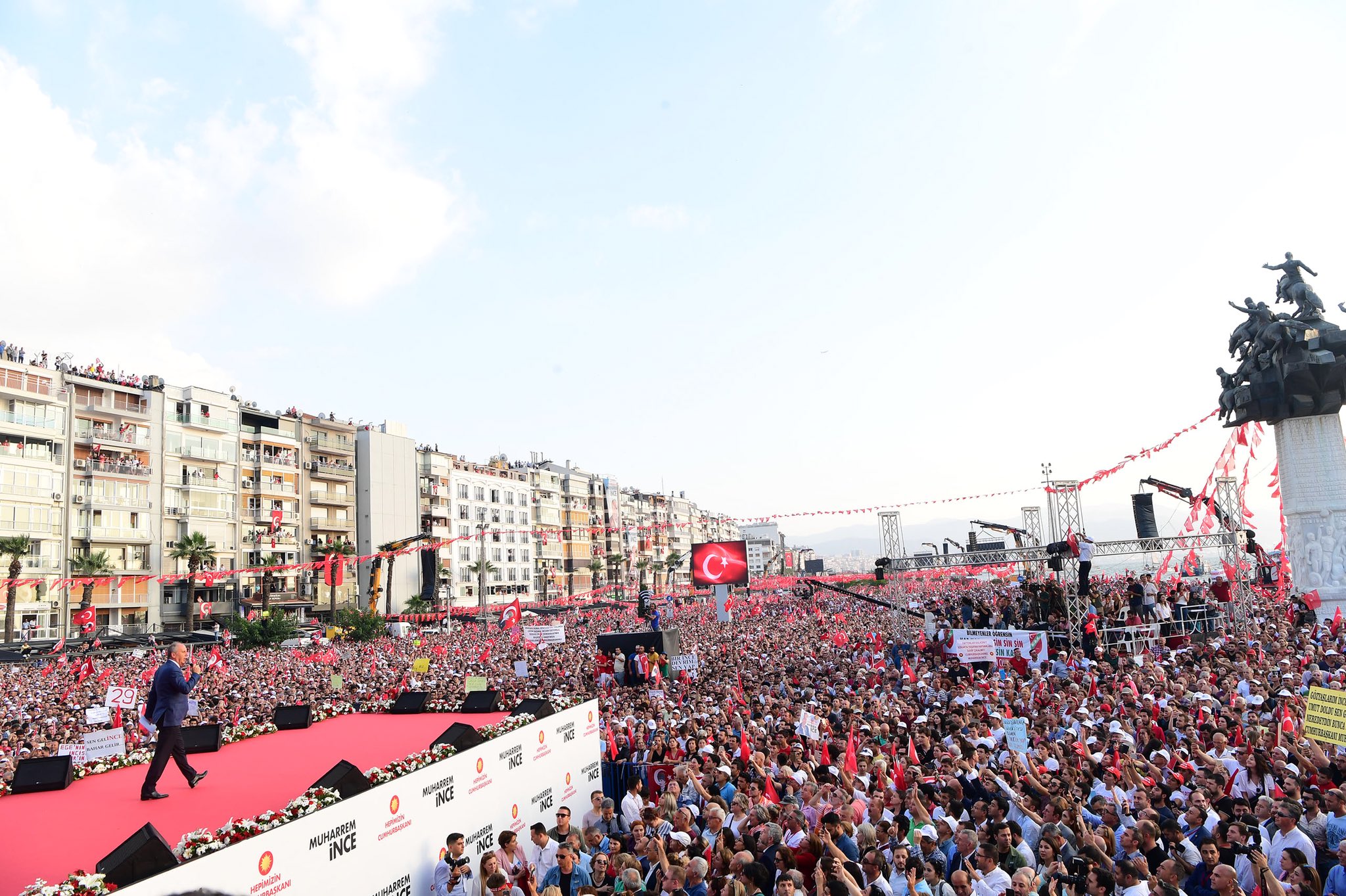 Gündoğdu'da 'İnce' fırtına