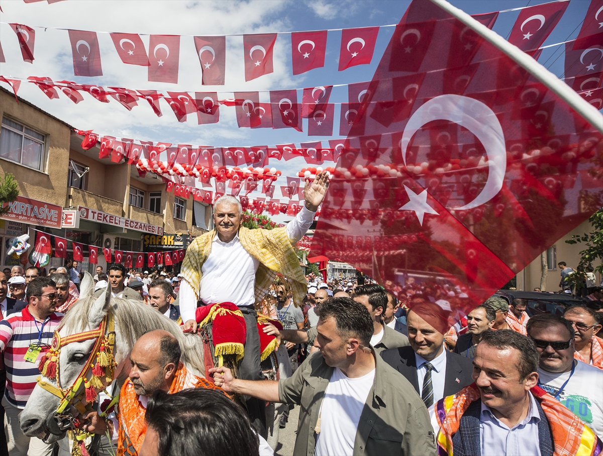 Başbakan Yıldırım Yörük Şöleni'ne katıldı