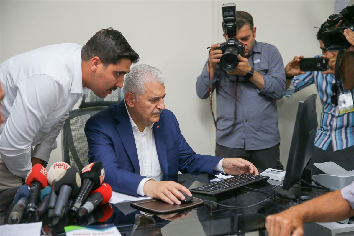 Başbakan Yıldırım Menderes'te
