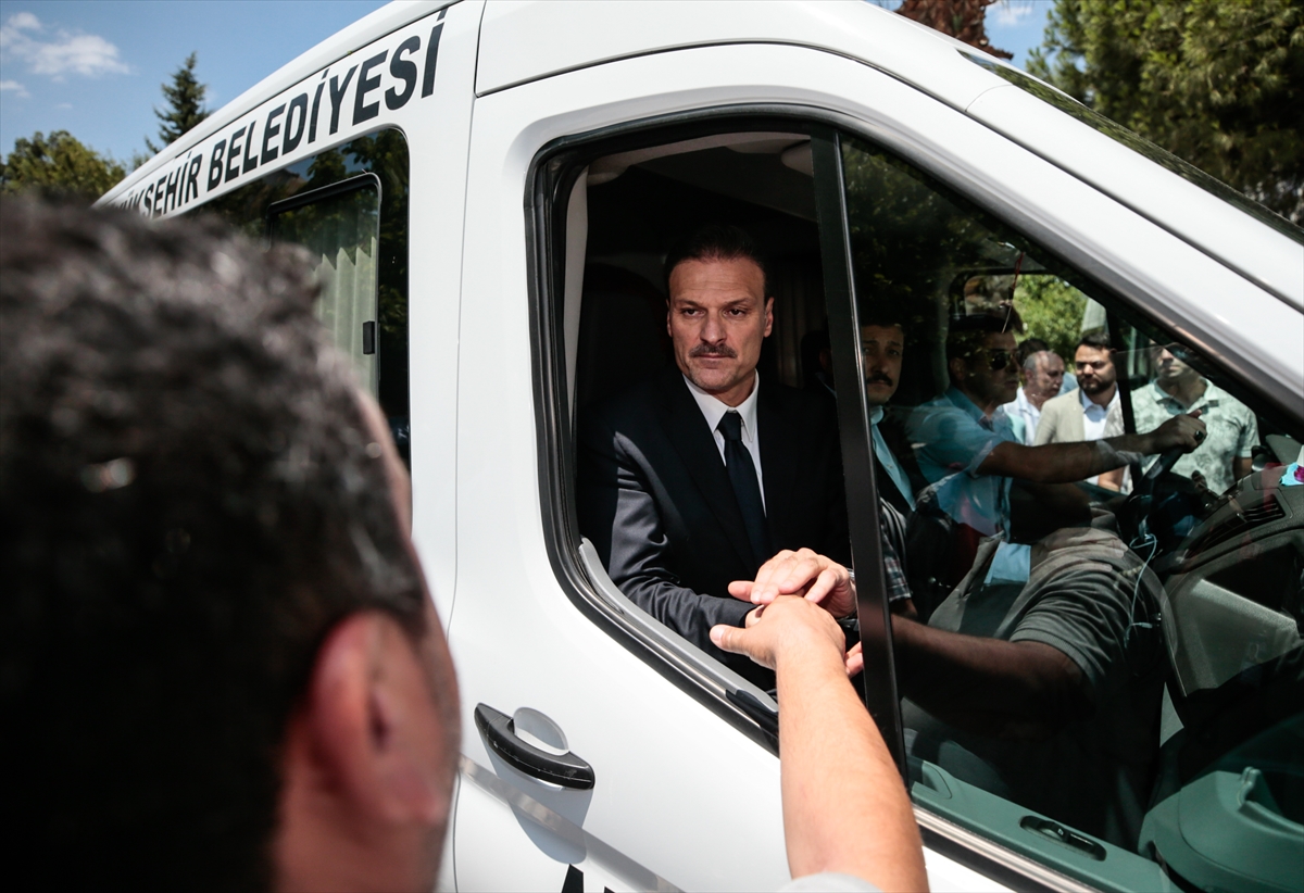 Alpay Özalan'ın acı günü!
