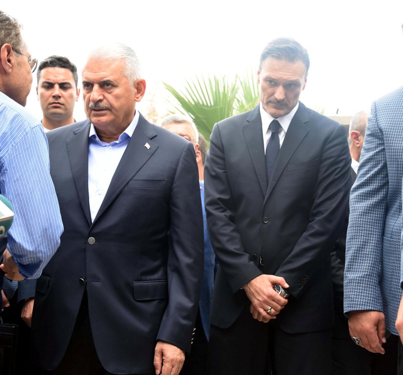 Alpay Özalan'ın acı günü!