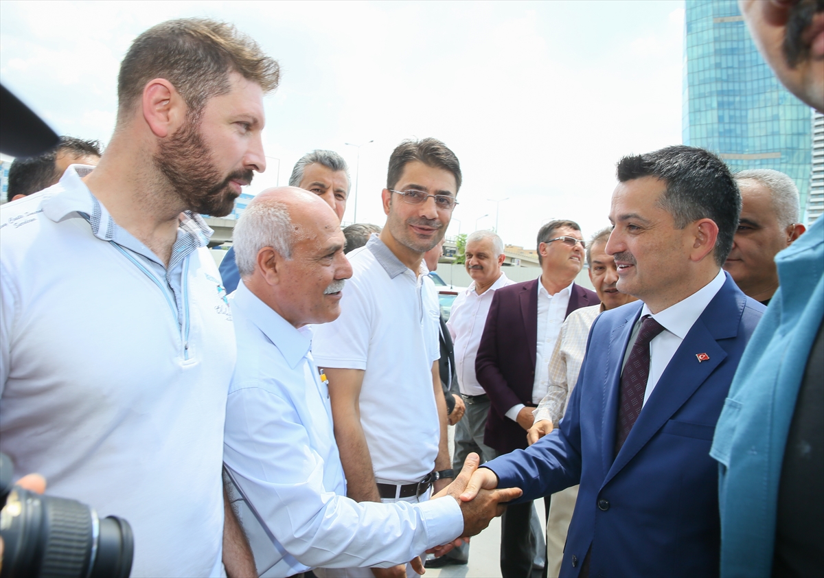 Bakan Pakdemirli İzmir'de