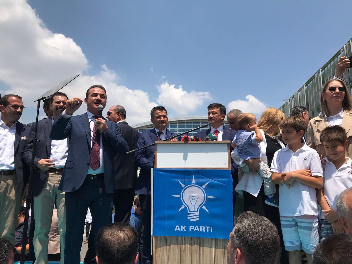 Bakan Pakdemirli İzmir'de