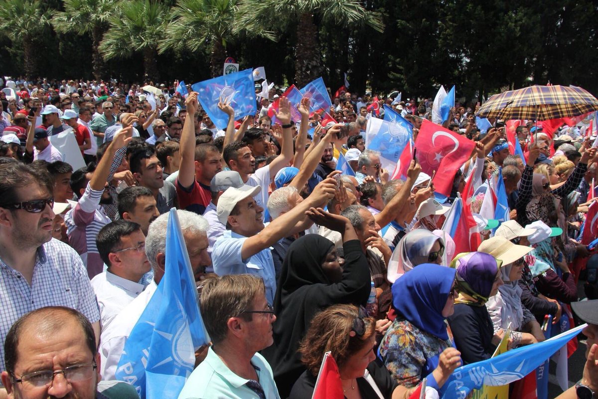 Bakan Pakdemirli İzmir'de